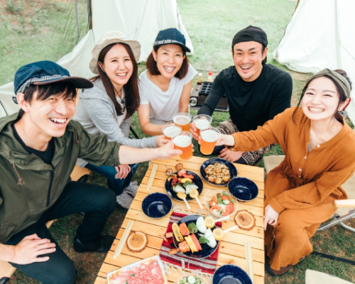 キャンプでパーティ